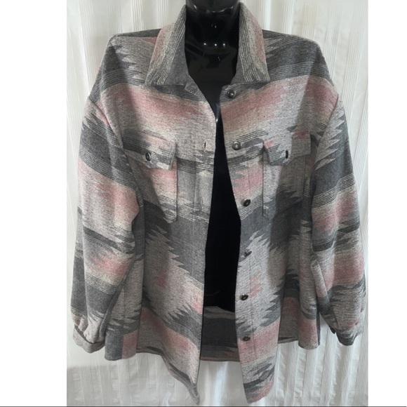 Brand New Aztec Print Shacket, Size Medium - Picture 10 of 12